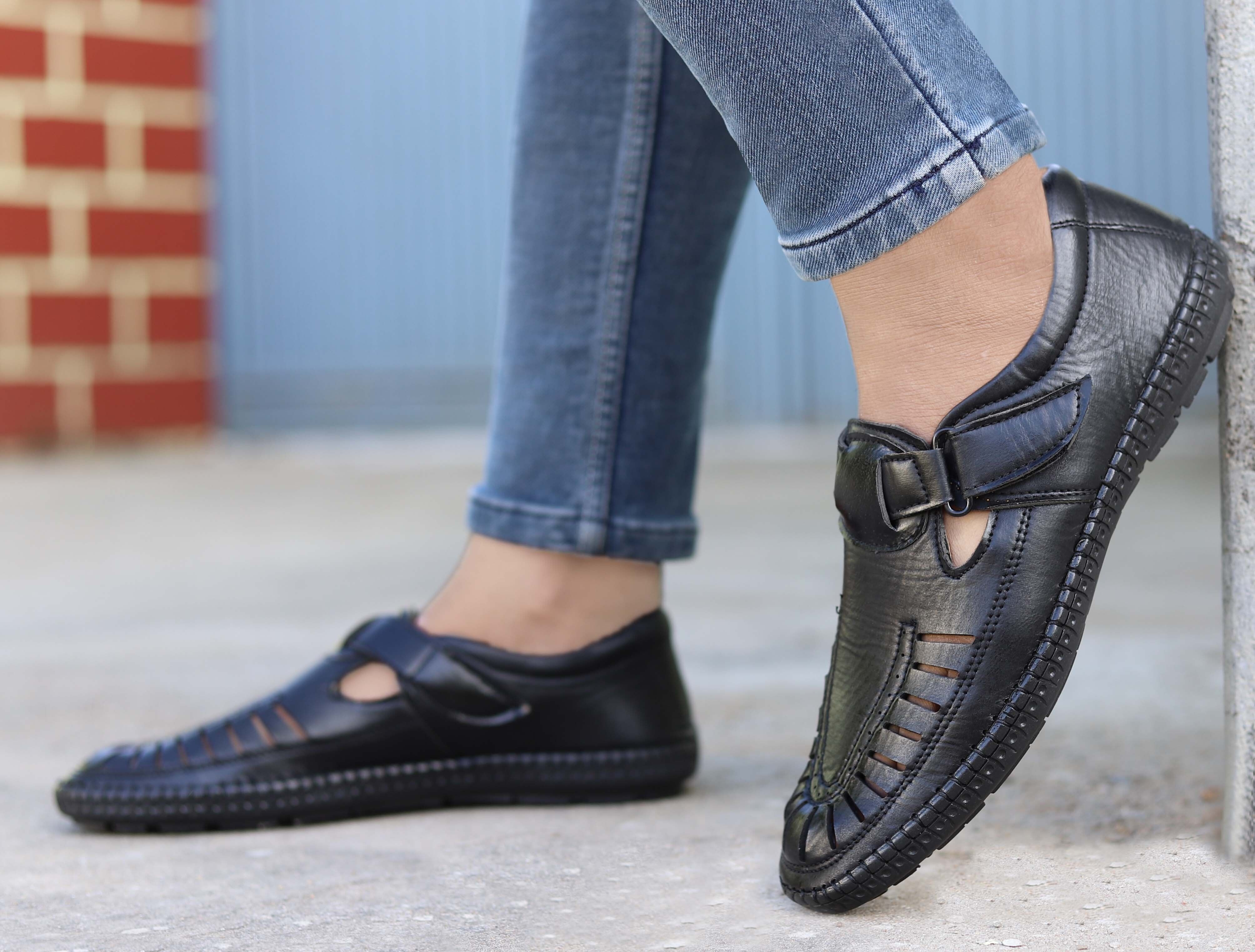 roman10015-blk-06