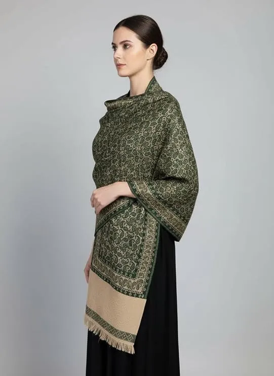 Women’s Green Paisley Semi Pashmina Shawl – Soft Beige Winter Stole