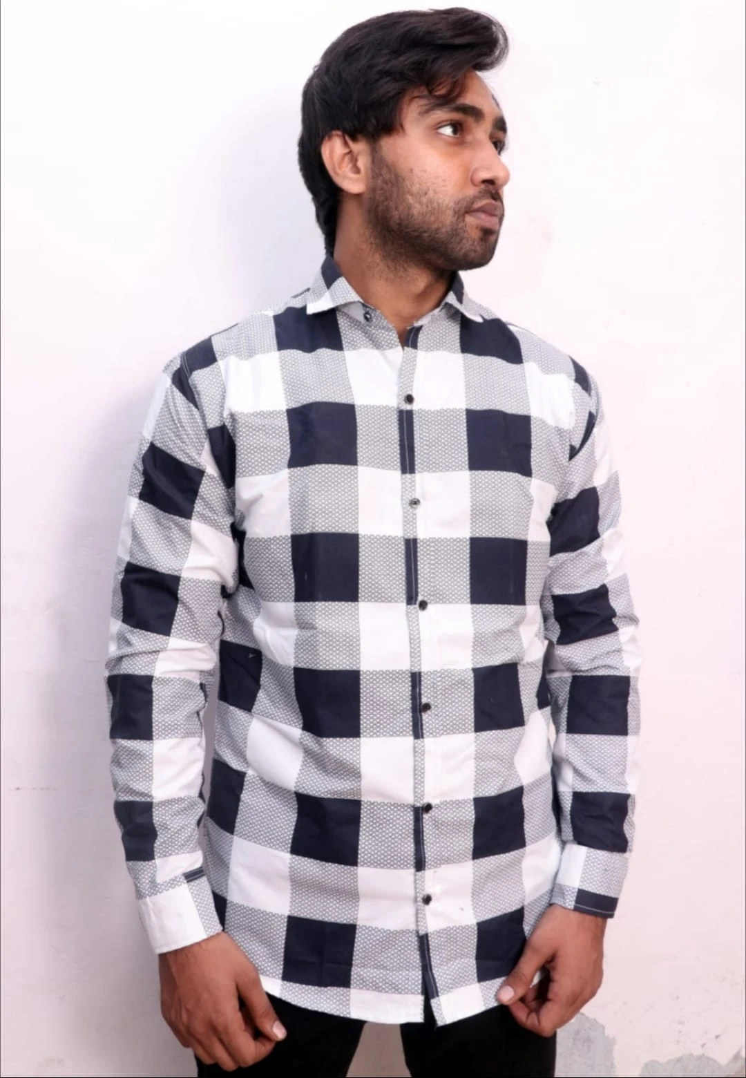 Men's Black & White Checkered Full Sleeve Casual Shirt
