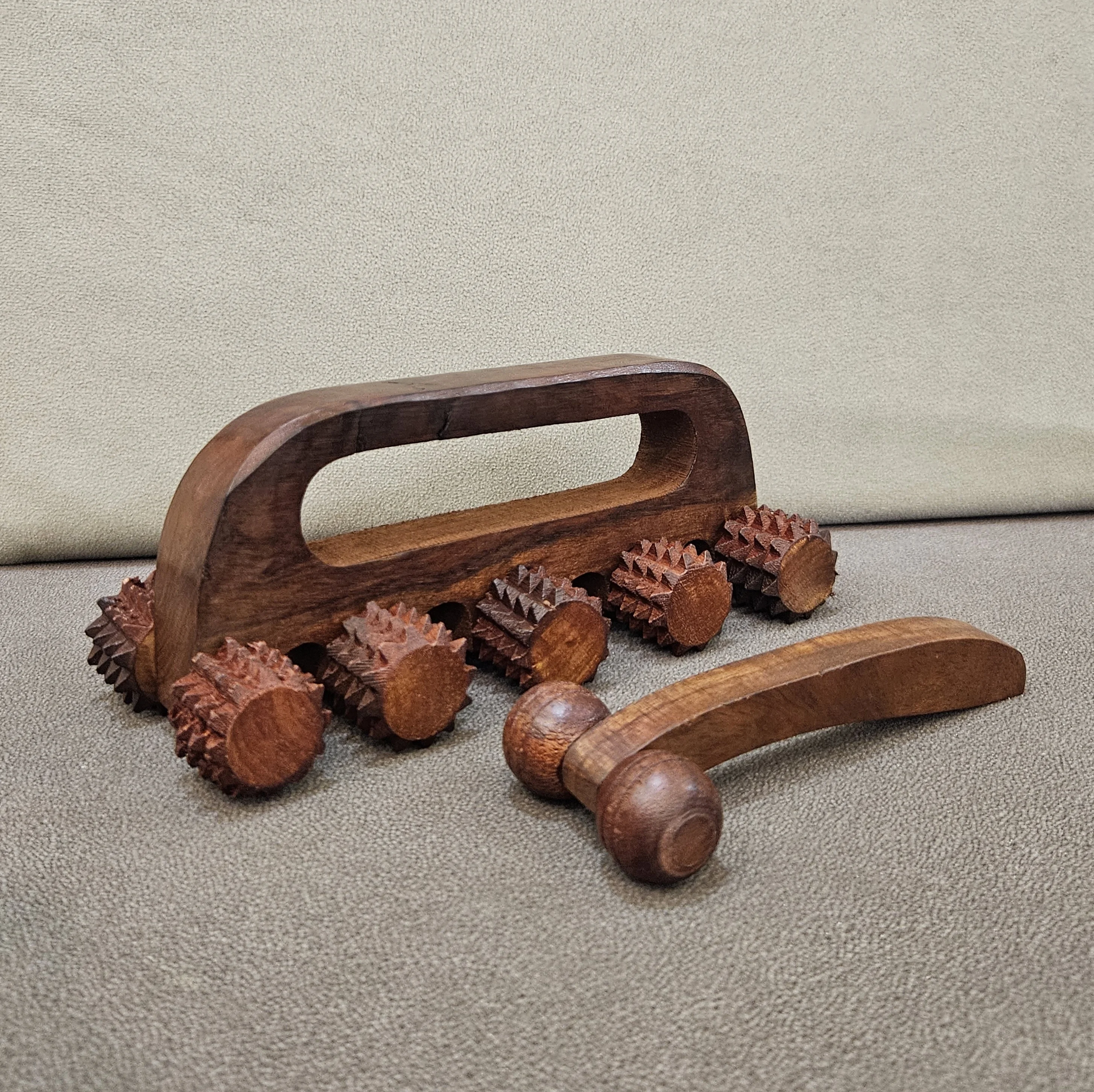 Master Arts Rosewood Acupressure Massager Combo | 8-Roller Body Massager + 2-Roller Face Massager for De-puff and Uplift skin.