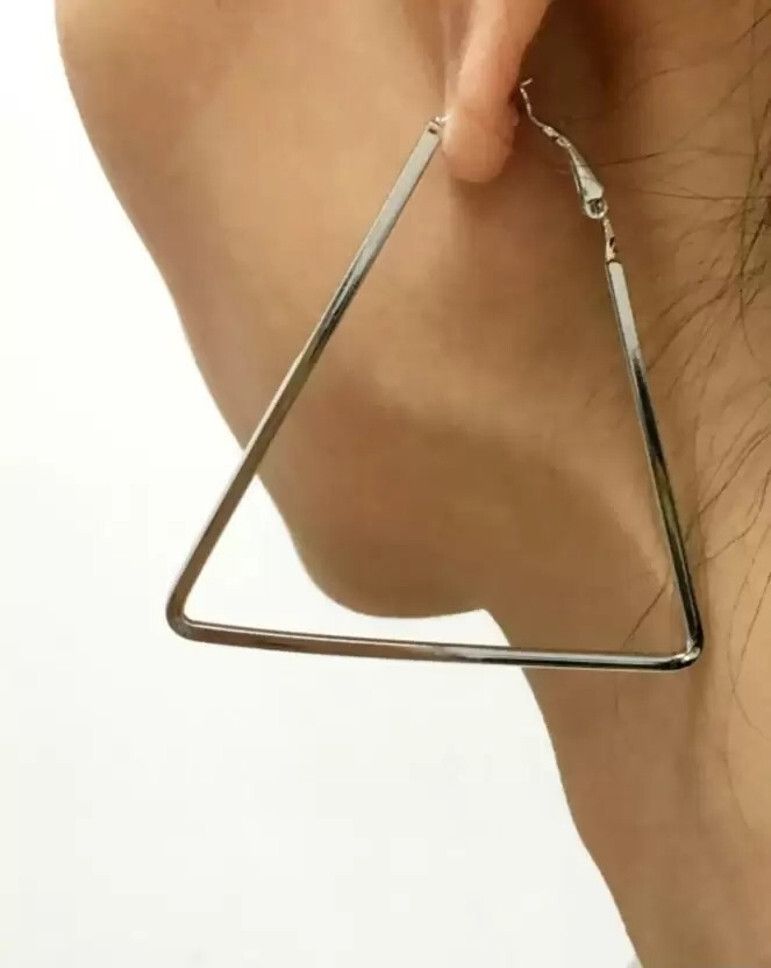 RCC-HOC-TRINGLE SHAPED BALI SILVER-Sahil