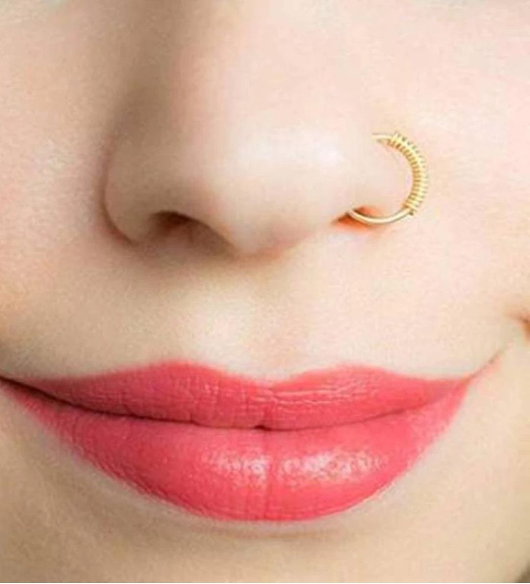 SHOPSY-HOC-NOSE RING HALF DESIEGN PACK OF 1
