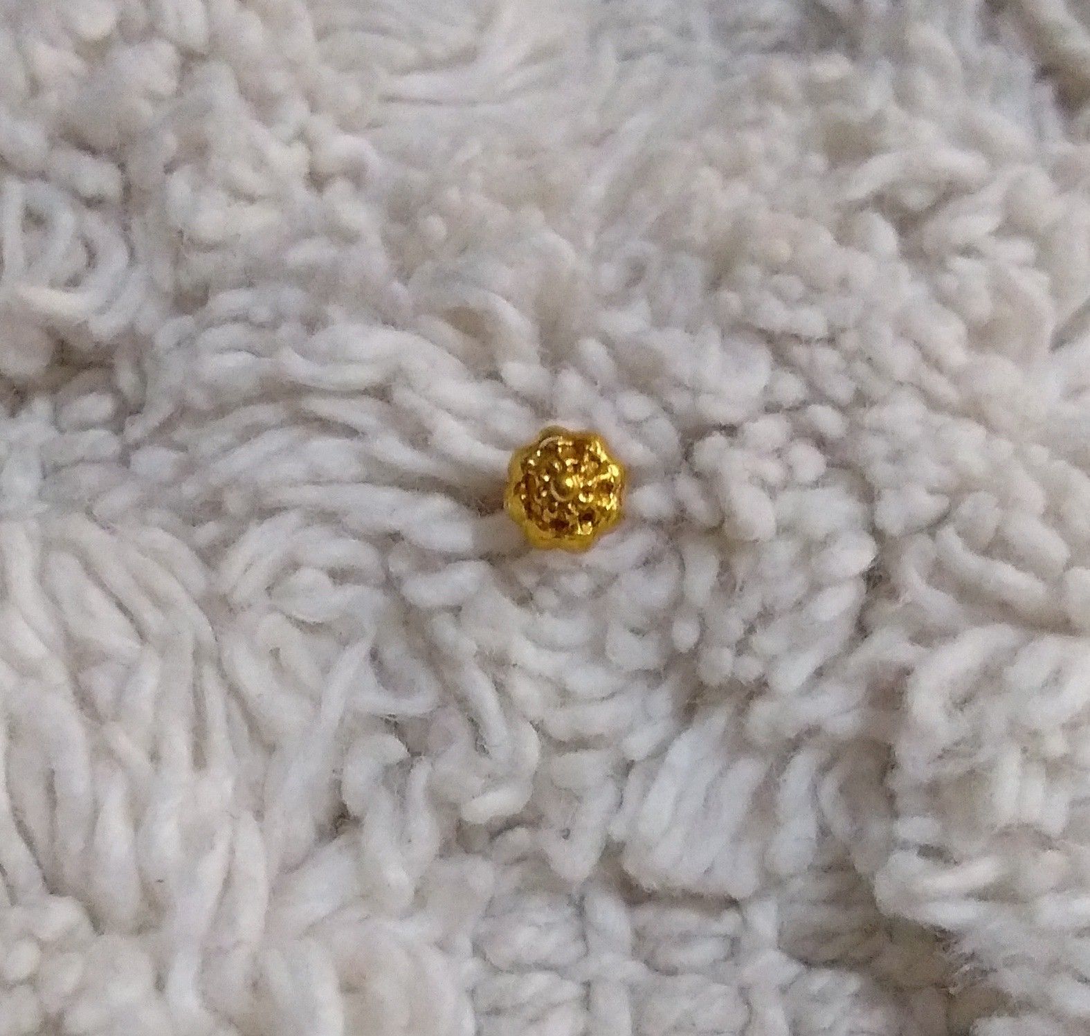 sh_NOSE PIN PITAL
