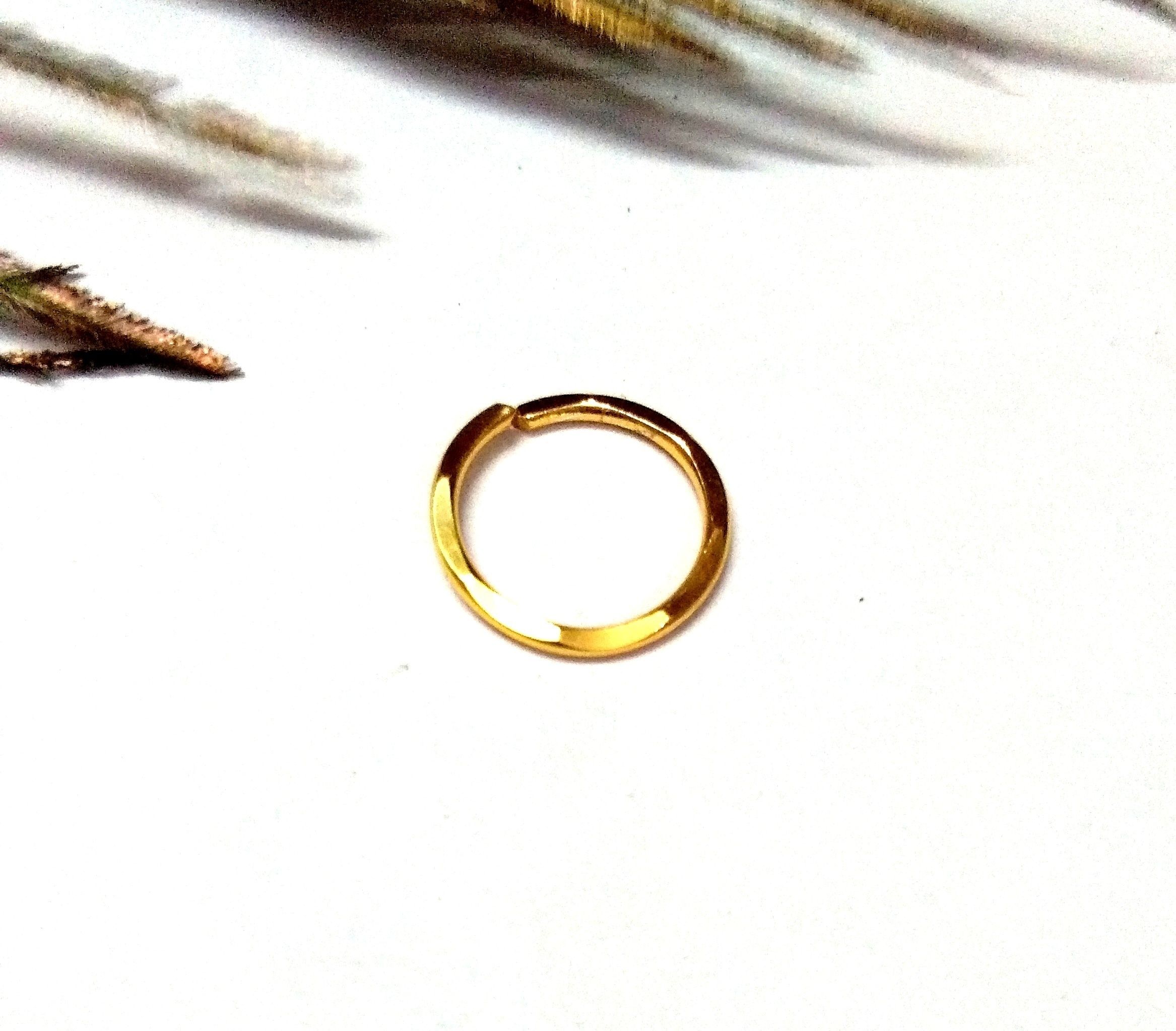 sh_HOC-NOSE RING PLAIN GOLD PACK OF 01