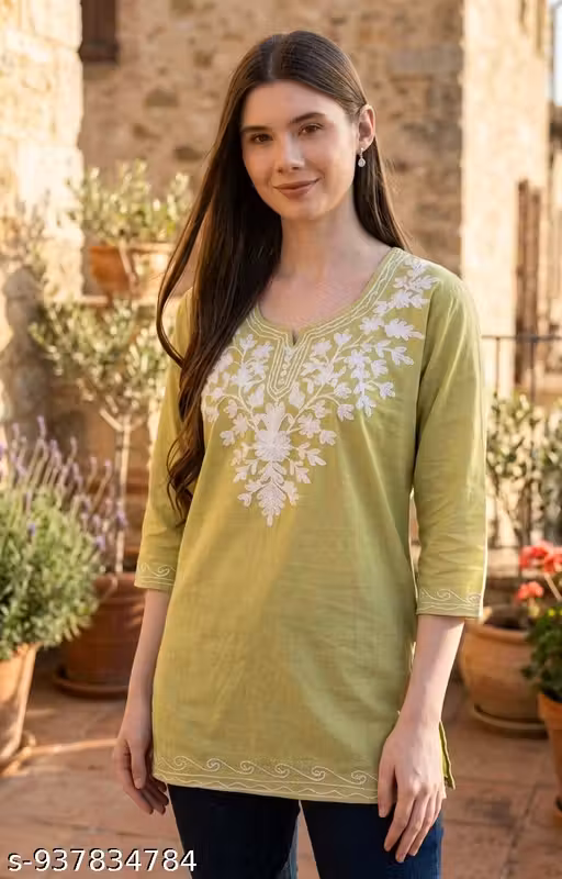 Kashmiri kurti/short kurti/kashmiri top/short top for women/girls