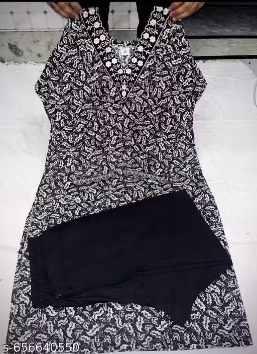 Trendy printed kurti set for women's and girl's Cotton print kurti pilazo set