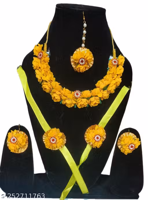 Haldi jewellery set