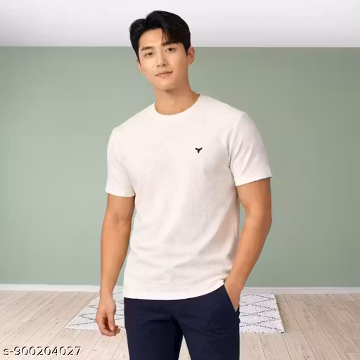 en Stylish Regular Fit Solid White Textured T-Shirt