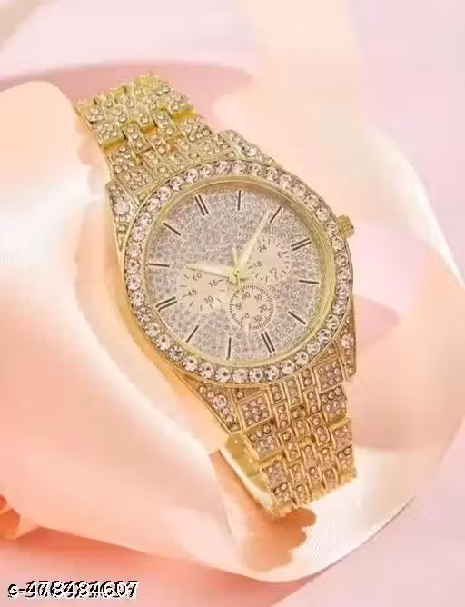 New Trending Analog Gold Round Diamond Chronograph Unisex Analoge Watch