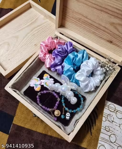 Hair accessories combo included bracelet and baby clips for your love ones[women's and girls]