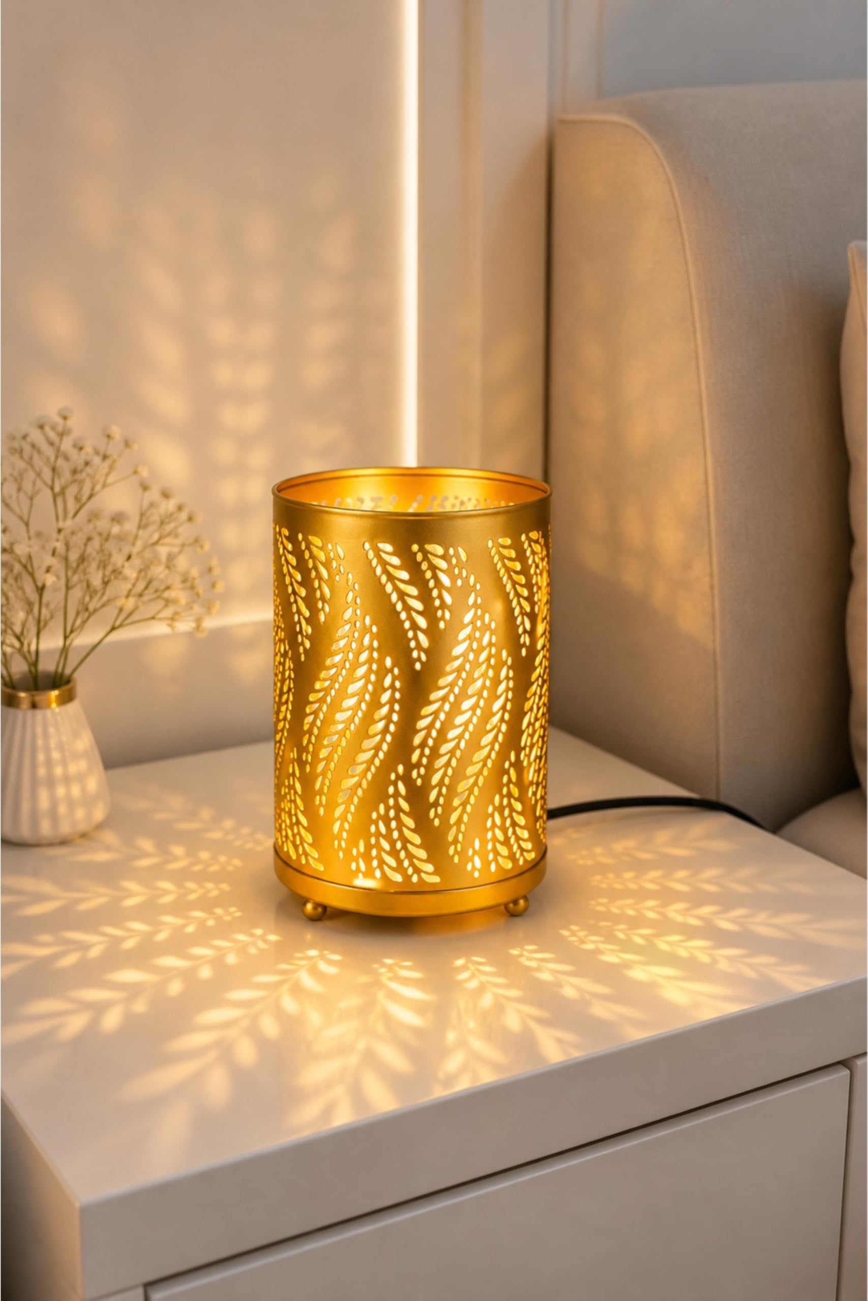 Elegant Galvanized Metal Aroma Diffuser & Oil Burner with 10ML Aroma Oil for Home Fragrance, Aromatherapy, Stress Relief, SPA, Yoga & Room Decor – Rustic Design