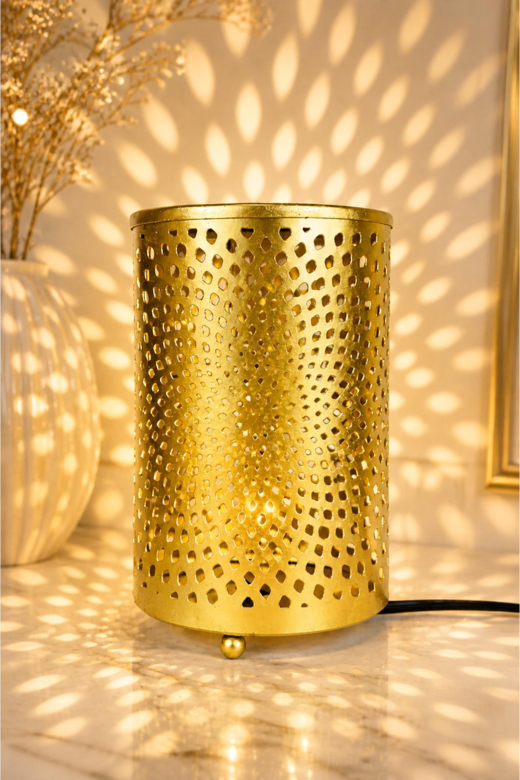 Elegant Galvanized Metal Aroma Diffuser & Burner with 10ml Essential Aroma Oil – Home Fragrance, Relaxation, Air Freshener, Spa & Yoga Room Decor