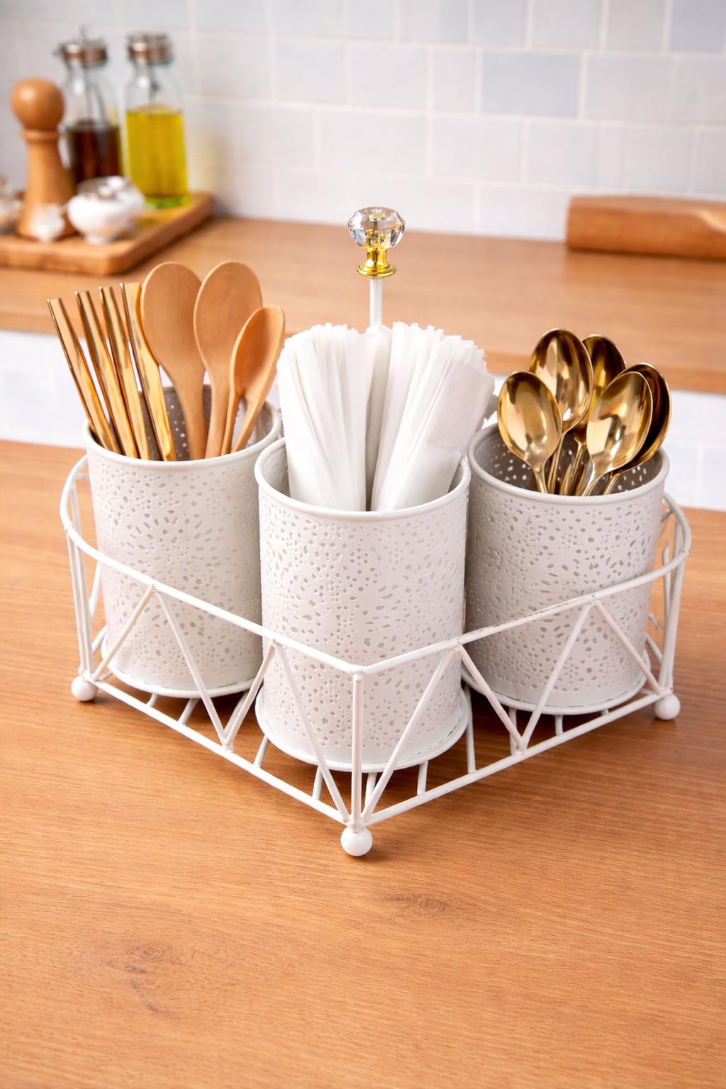 Metal Kitchen Cutlery Holder Spoon And Tissue Holder For Dining Table in heart shape in baby pink color