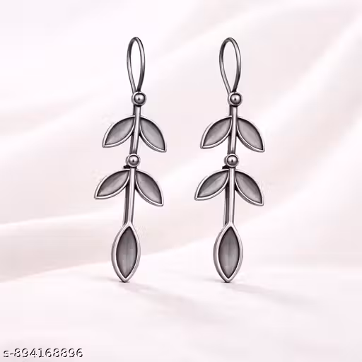 ind.93 SILVRE LEAF EARRING