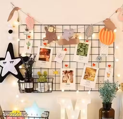 Stylish Wire Grid Photo Frame with Clips for Wall Hanging