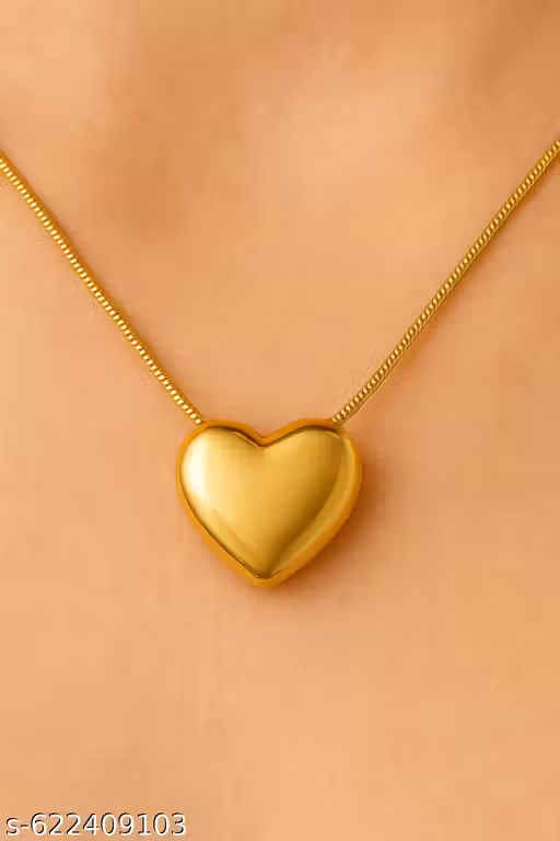 GOLDEN HEART PENDENT