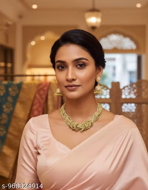 Roshal 2.O fashion jewellery necklace earrings set of 1