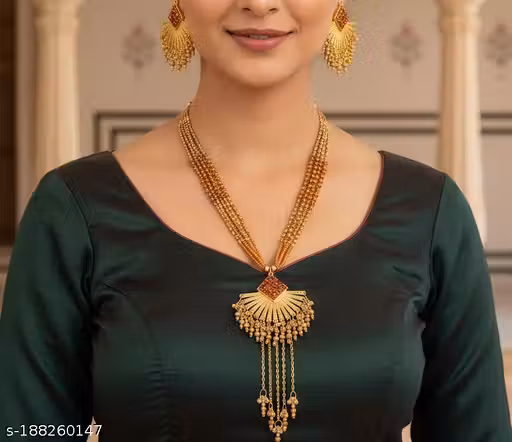 Roshal 2.0 brand fashion jeweller New necklace earring set of 1
