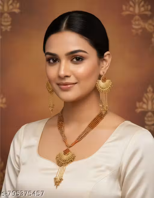 Roshal 2.O brand fashion jeweller New necklace earring set of 1