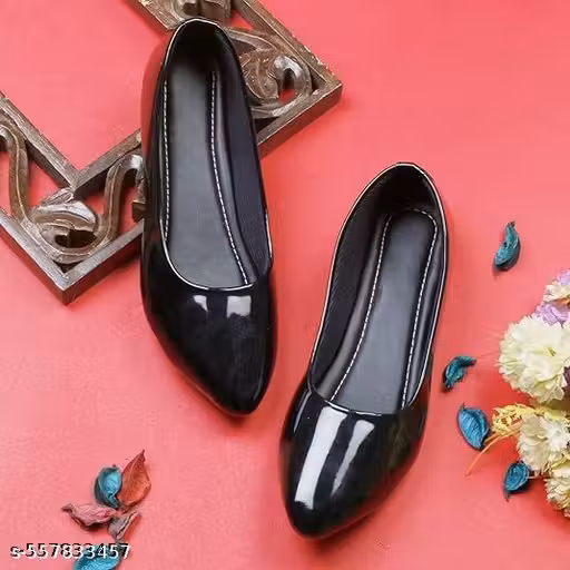 Stylish Patent Leather Black Flat Bellies