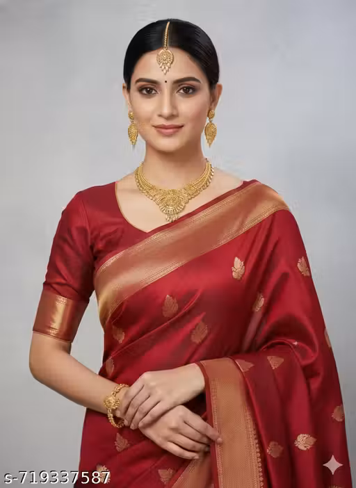 Stunning Gold-Plated Ethnic Choker Jewellery Set with Earrings, Maang Tikka, Nose Ring (Nath) & Bajuband for Women