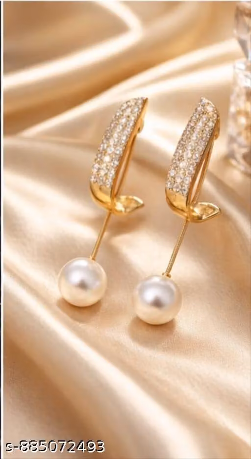 Shimmer Arc Pearl Earrings