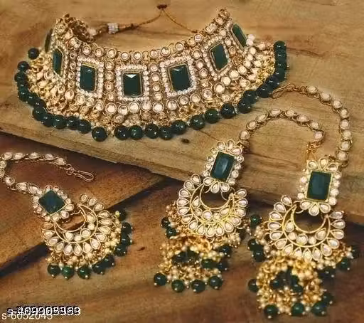 gale ka Haar bridal set
