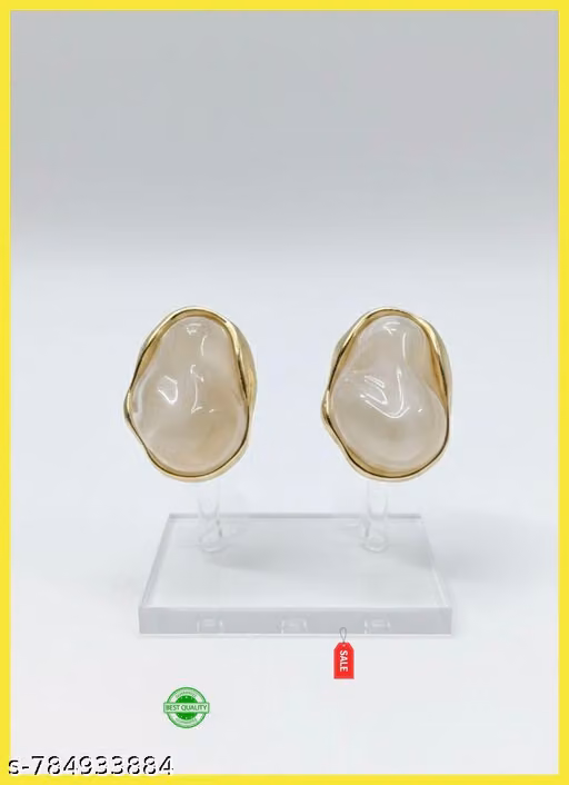 Molten Gold & Pearlescent Resin Studs