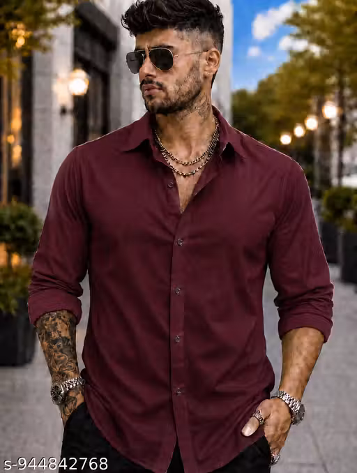 Men Regular Fit Solid Spread Collar Casual Shirt