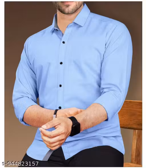 Men Regular Fit Solid Spread Collar Casual Shirt
