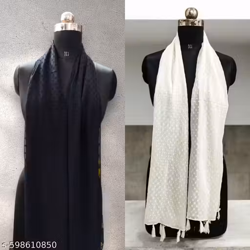 BLACK AND OFF WHITE SELF DOTTED STALL