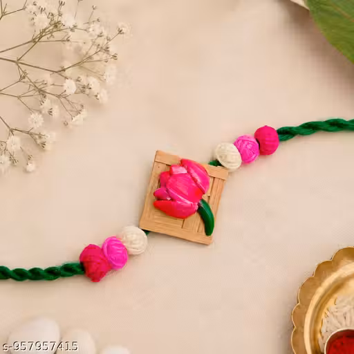 Handmade White Flower Clay Pendant Necklace for Women | Boho Floral Statement Jewelry | Lightweight Fashion Accessory
