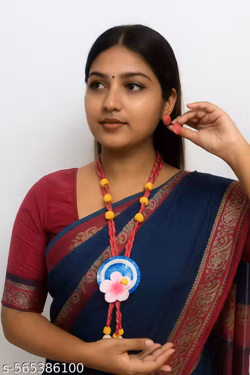 Feminine Graceful Jewellery Sets