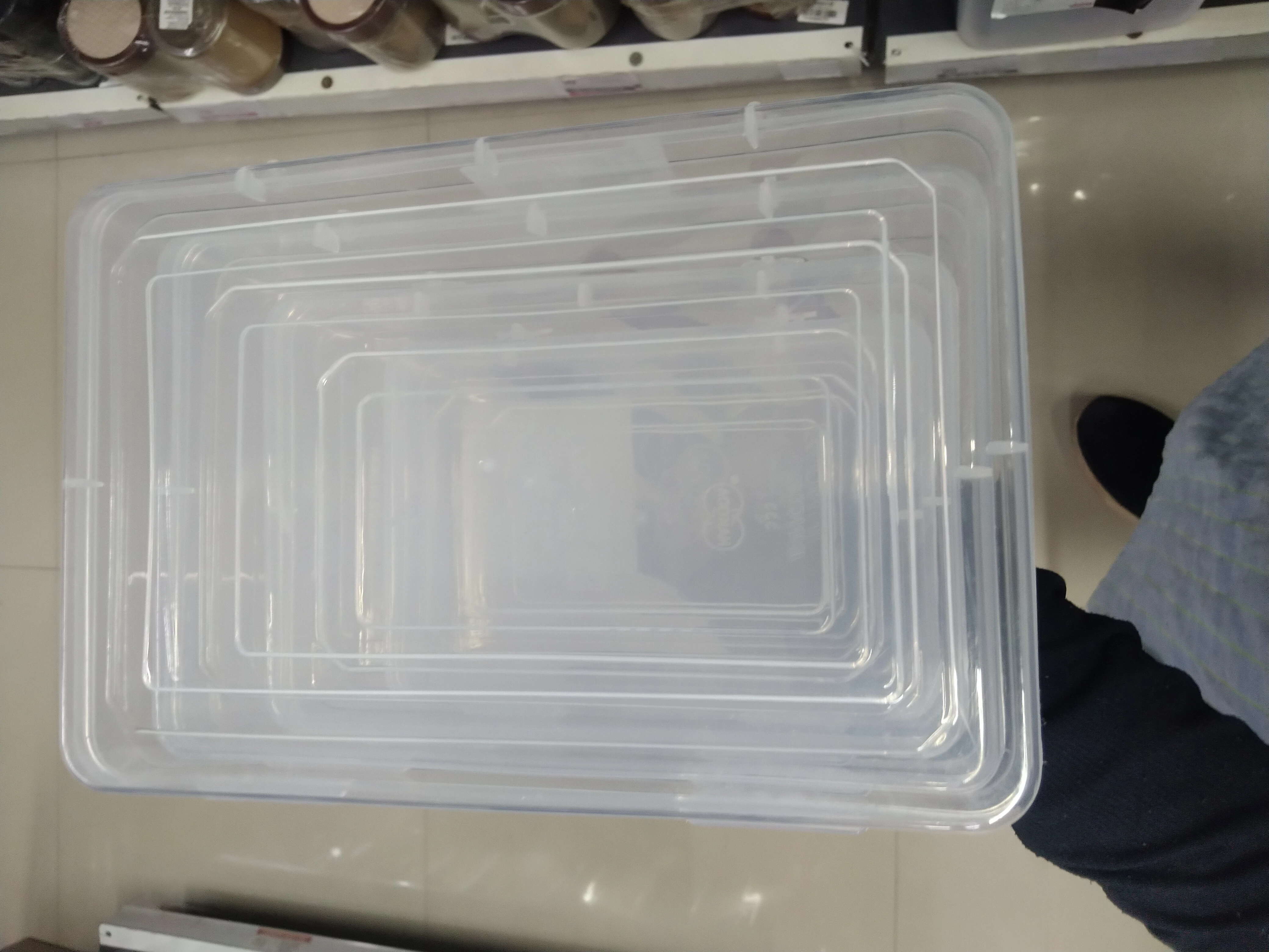 Storage box