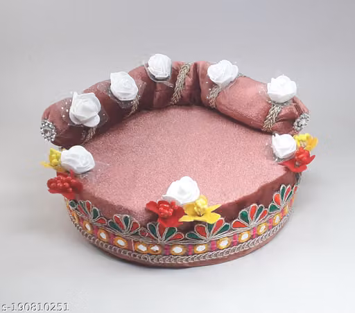 Fancy Thakur ji Singhasan/ Laddu Gopal ji Singhasan.Usable 0 to 3