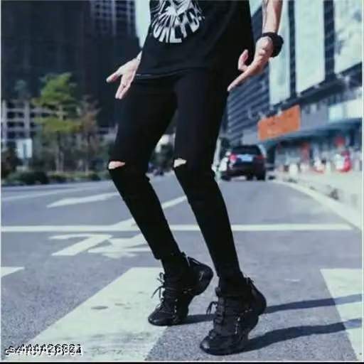 MAN TRANDING BLACK KNEE CUT JEANS @984