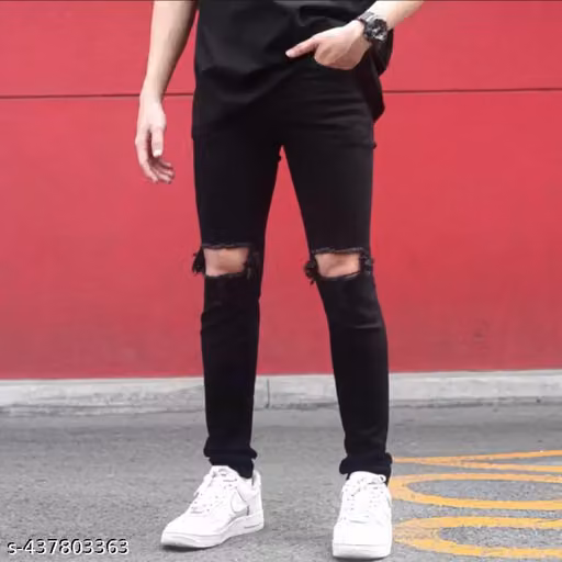 BLACK KNEE CUT JEANS