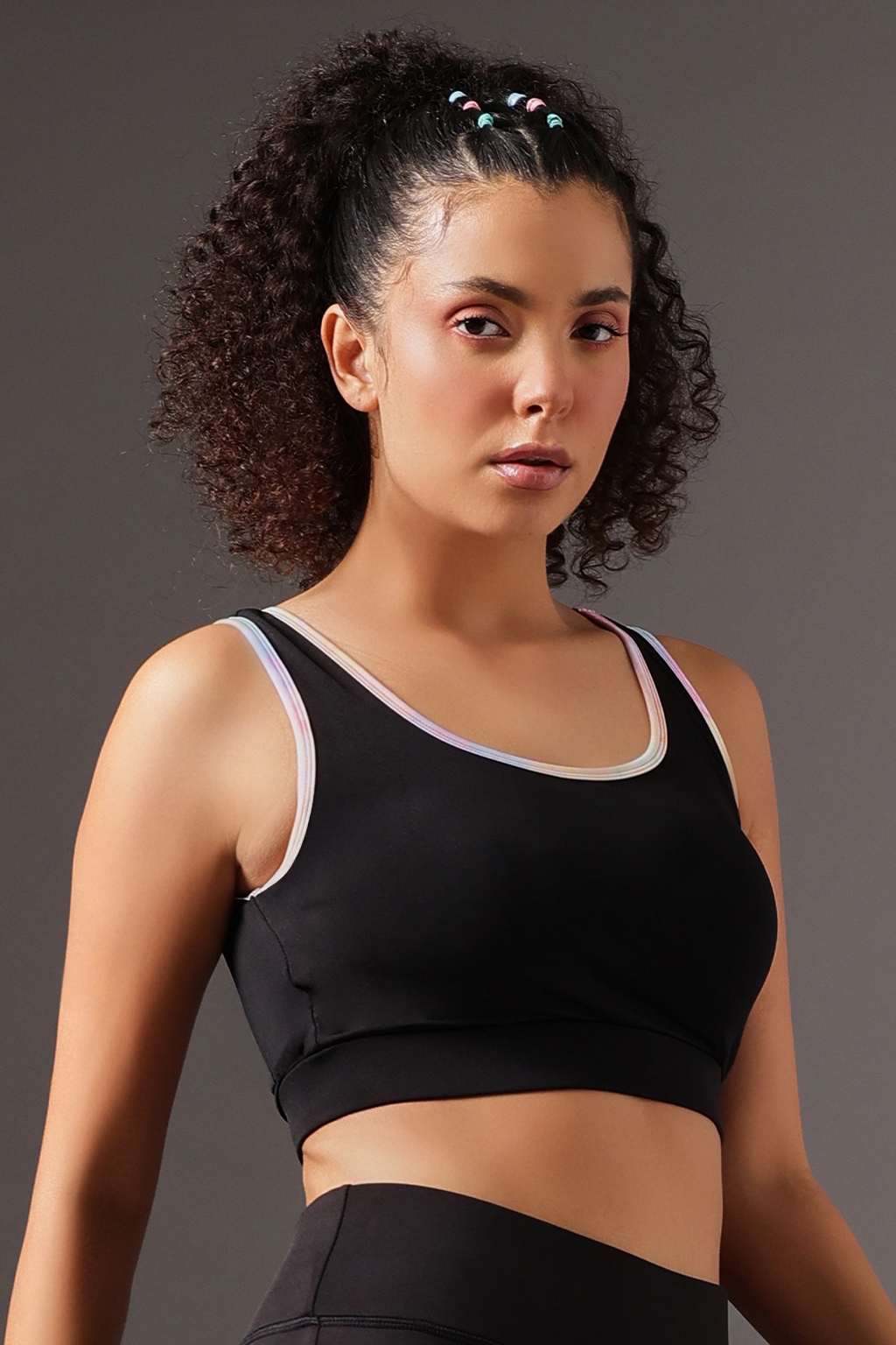 Clovia Women Medium-Impact Padded Sports Bra, Black