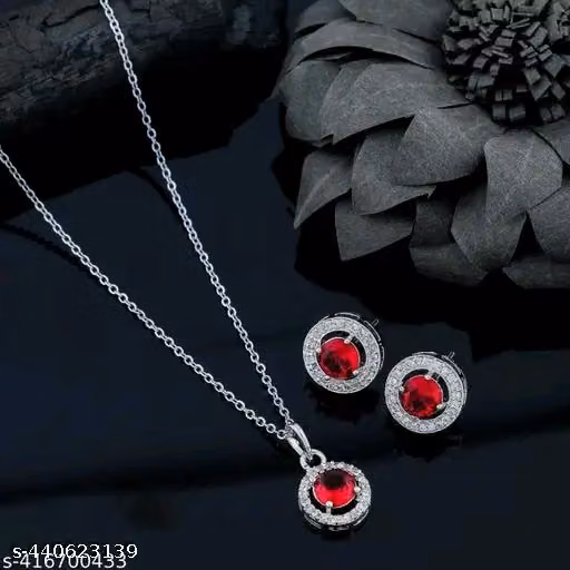  latest chain pendent with earrings