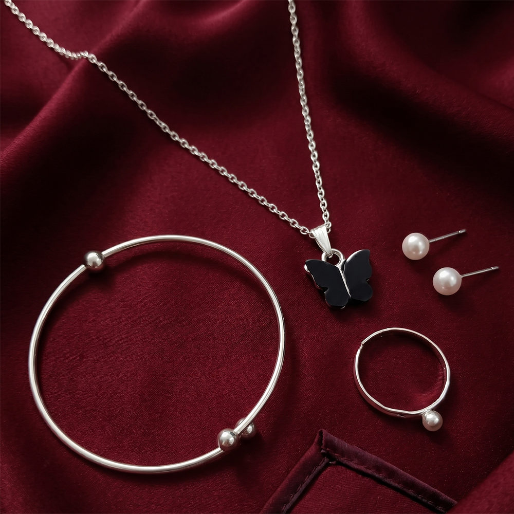 The99Jewel Silver Plated Chain Pendant Earrings Rings And Bracelet Jewellery Combo Set