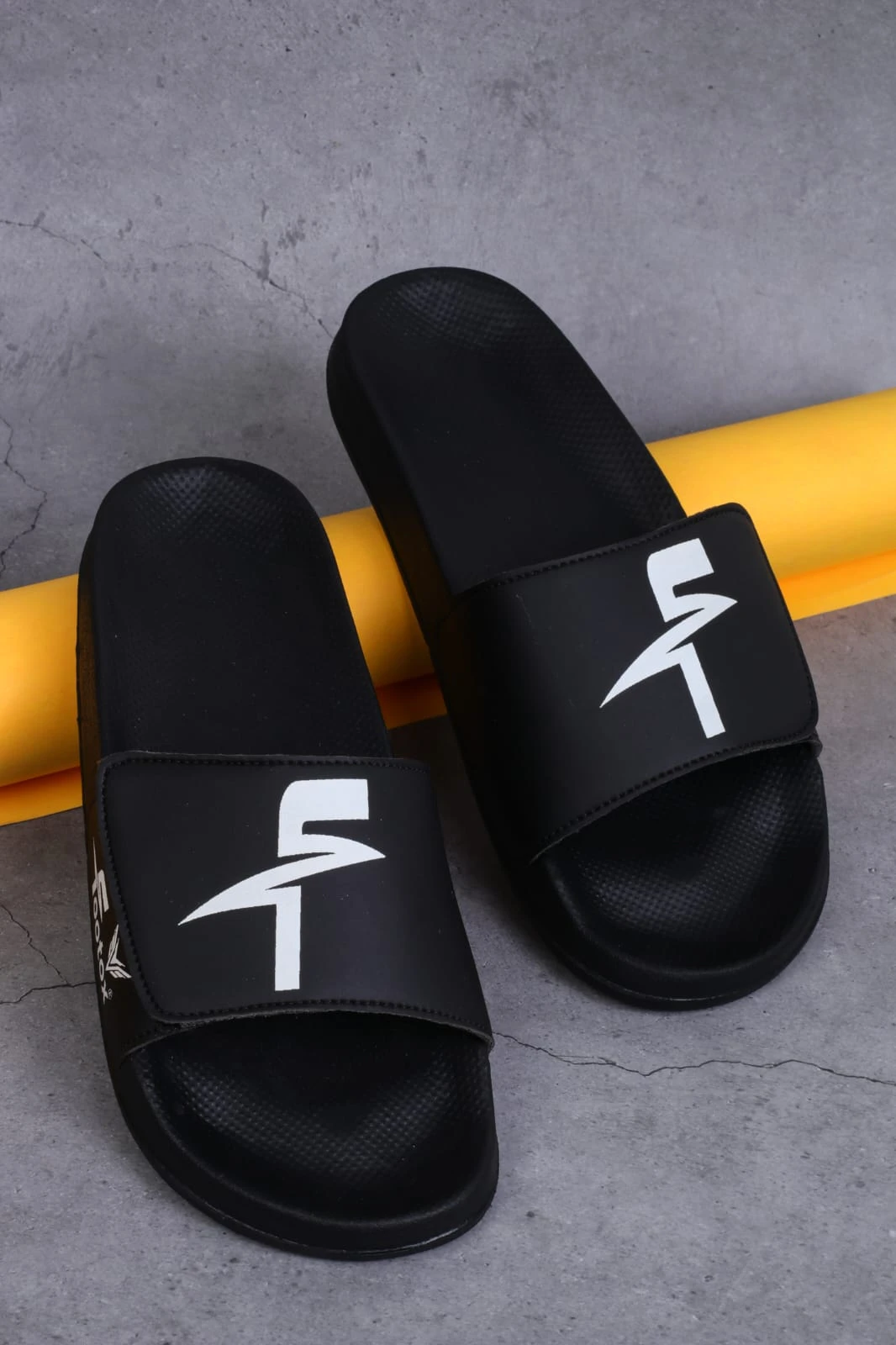 Men’s Stylish Casual Slippers | Comfortable Lightweight Daily Wear Footwear | Anti-Slip Sole