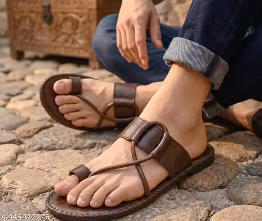 Relaxed Fashionable Men Flip Flops