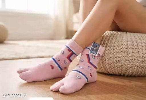 Women’s Printed Winter Socks – Soft Ankle Length Socks, Pack of 5