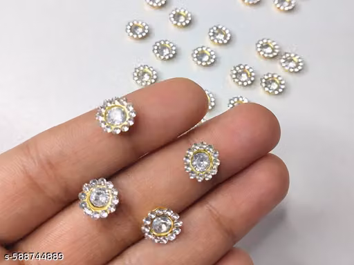 Pack of 100 Round Silver Diamond-Style Glass Ring Stones for Embroidery & Jewellery Making – 10mm