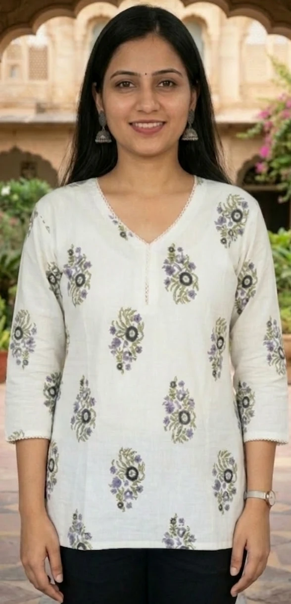 Women Floral Printed Rayon Short Kurti (3/4 Sleeve | Casual Wear)