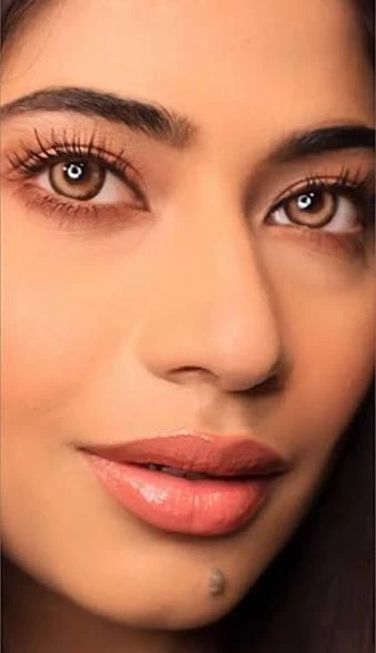 BADSHI96 BROWN EYE CONTECT LENS WITH FREE CASE PACK OF 01