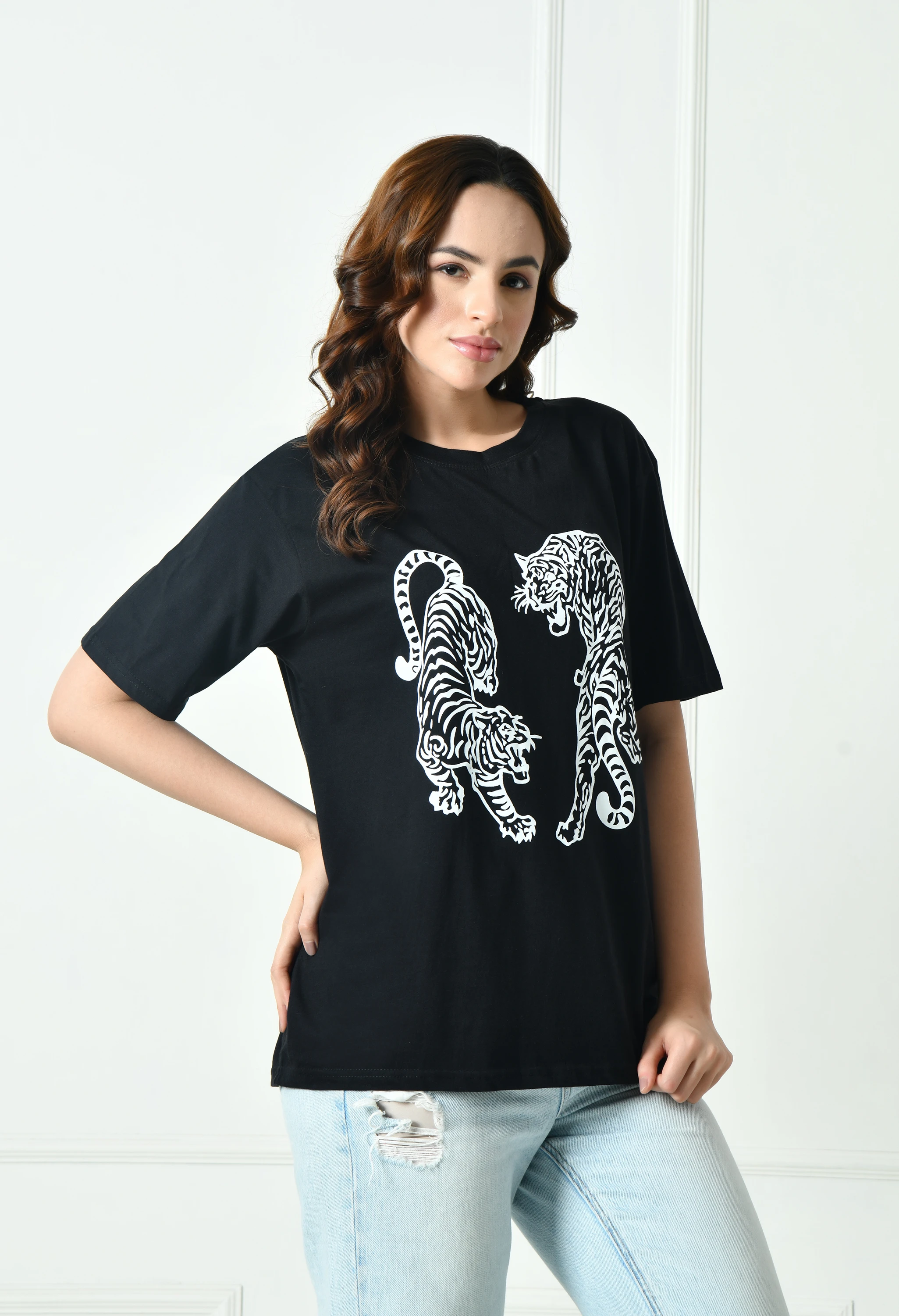 Black Graphic T-Shirt for Women| Women’s Relaxed Fit Black Graphic T-ShirtWomen’s Round Neck Graphic T-Shirt| Black Oversized Round Neck Casual T-Shirt| Trendy Oversized Cotton Casual Printed Top| Oversized Black T-Shirt for Women