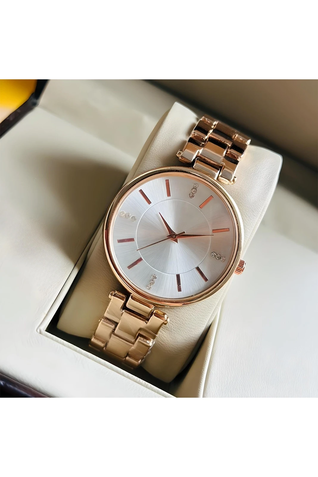 Women’s Rose Gold Analog Watch | White Dial with Diamond Stud Markers | Stainless Steel Strap | Stylish & Elegant Wrist Watch for Girls & Ladies WHITE