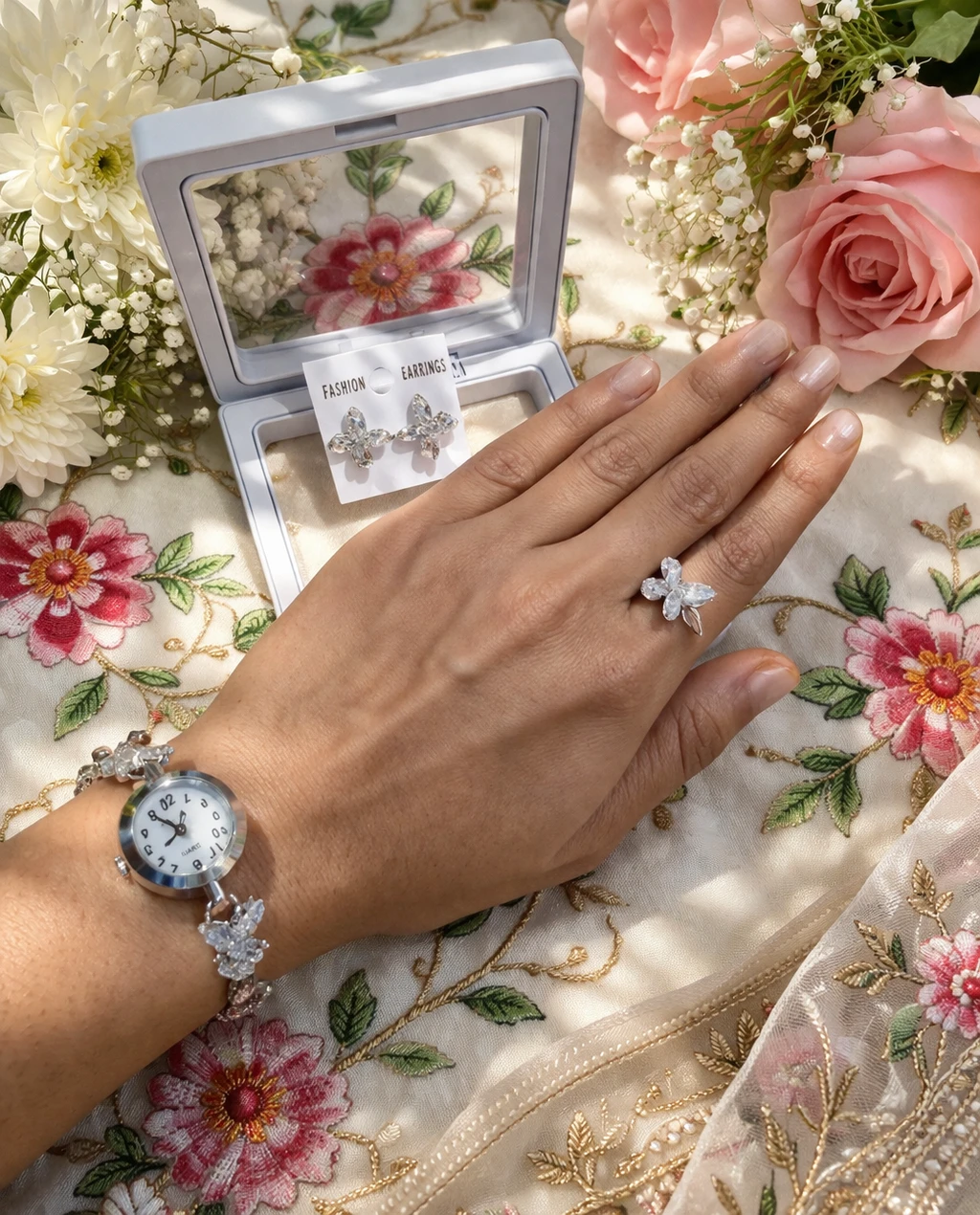 Women bracelet watch