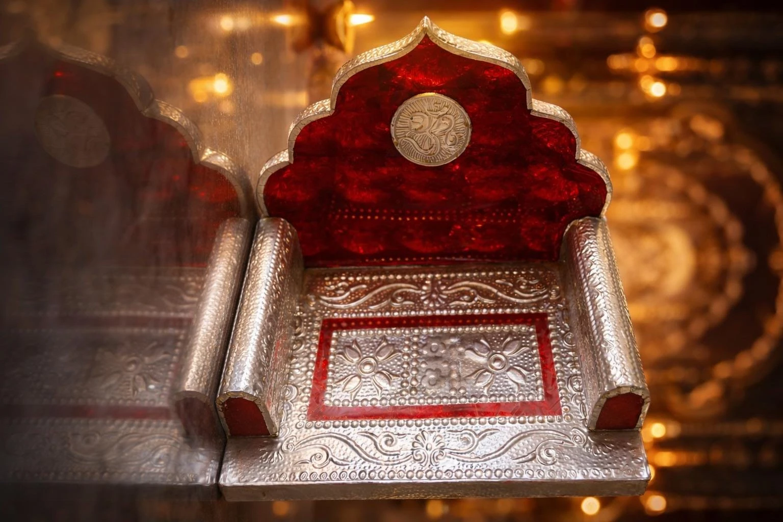 kanha ji singhasan